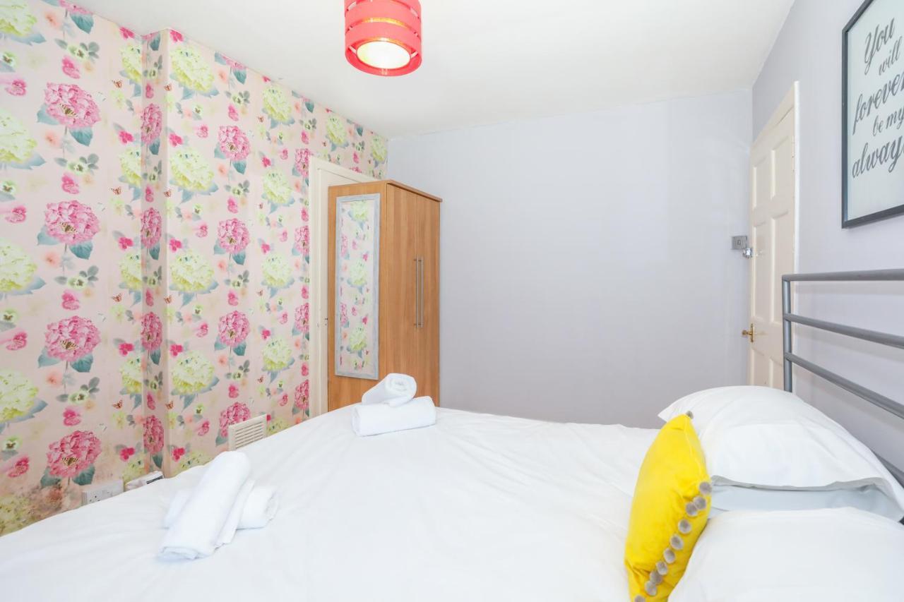 Beautiful 4 Bedroom Cottage - Ideal Location - Free Parking Edinburg Exteriör bild