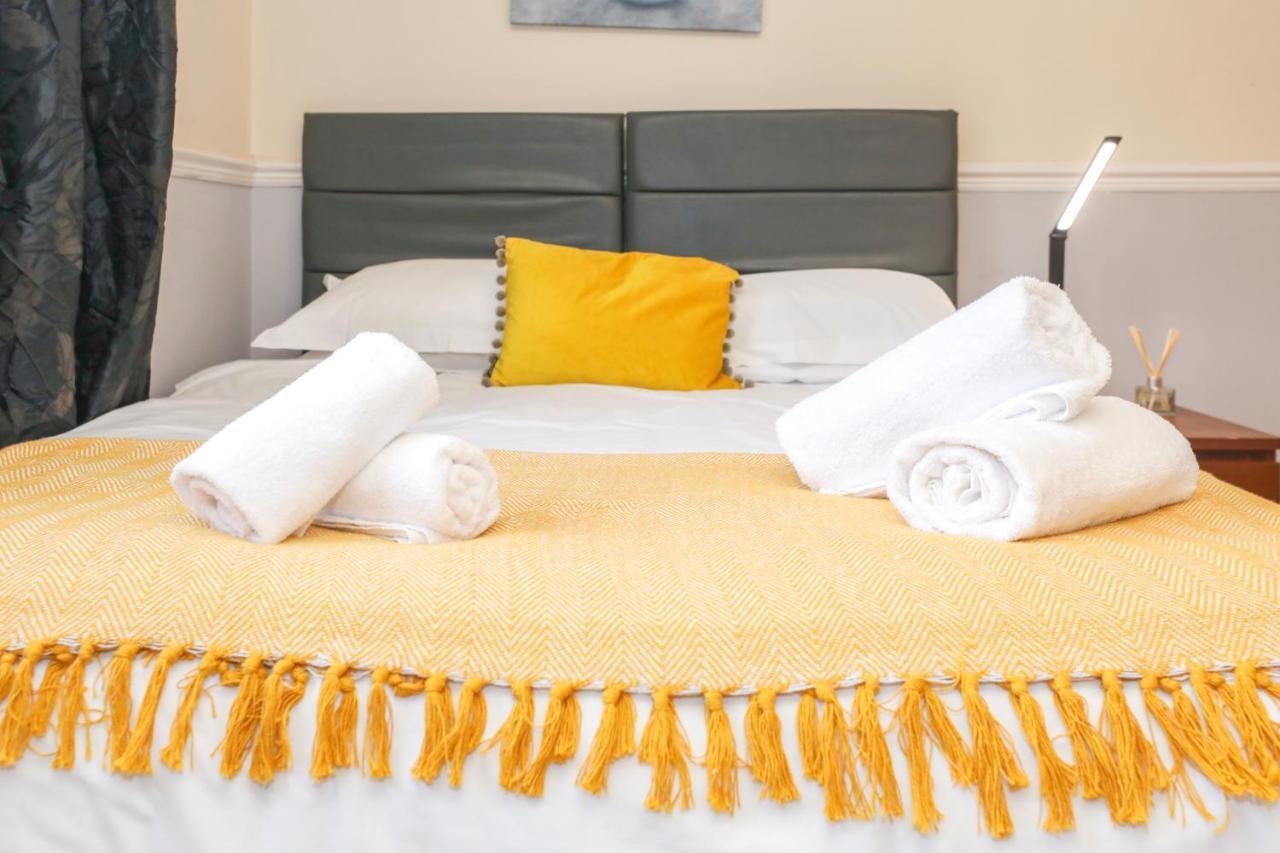 Beautiful 4 Bedroom Cottage - Ideal Location - Free Parking Edinburg Exteriör bild