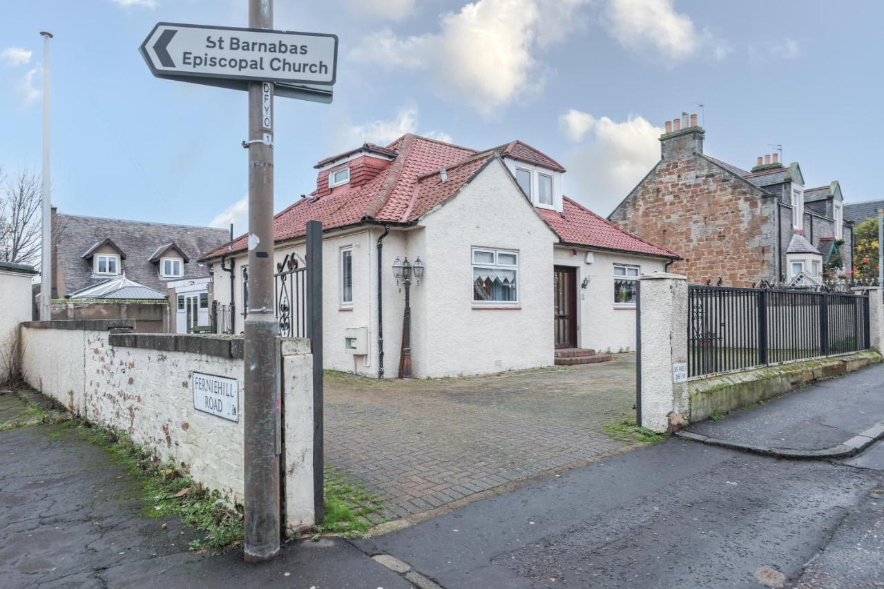 Beautiful 4 Bedroom Cottage - Ideal Location - Free Parking Edinburg Exteriör bild
