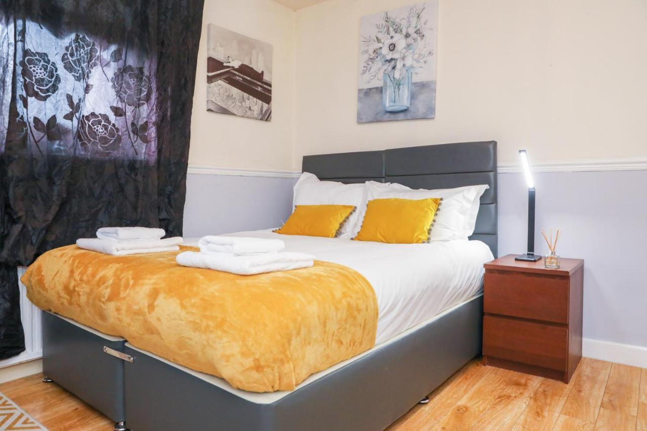 Beautiful 4 Bedroom Cottage - Ideal Location - Free Parking Edinburg Exteriör bild